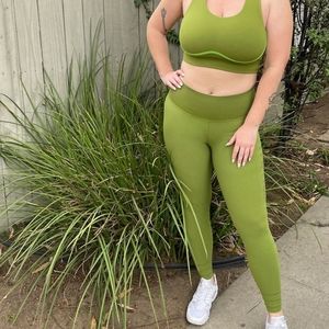 Fabletics Sculptknit Earth Day Leggings